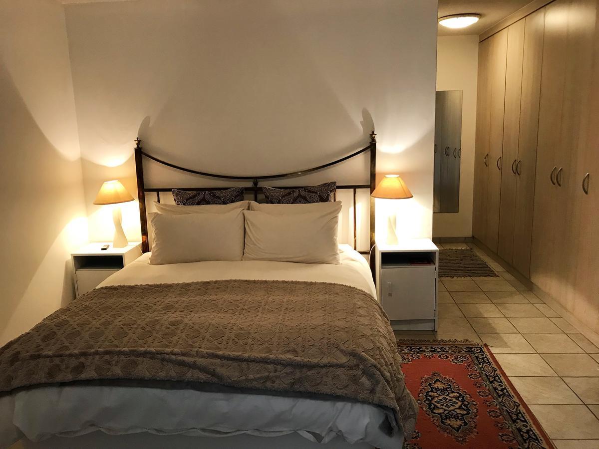 Sand & Sea Self-Catering Apartments 스바코프문트 외부 사진