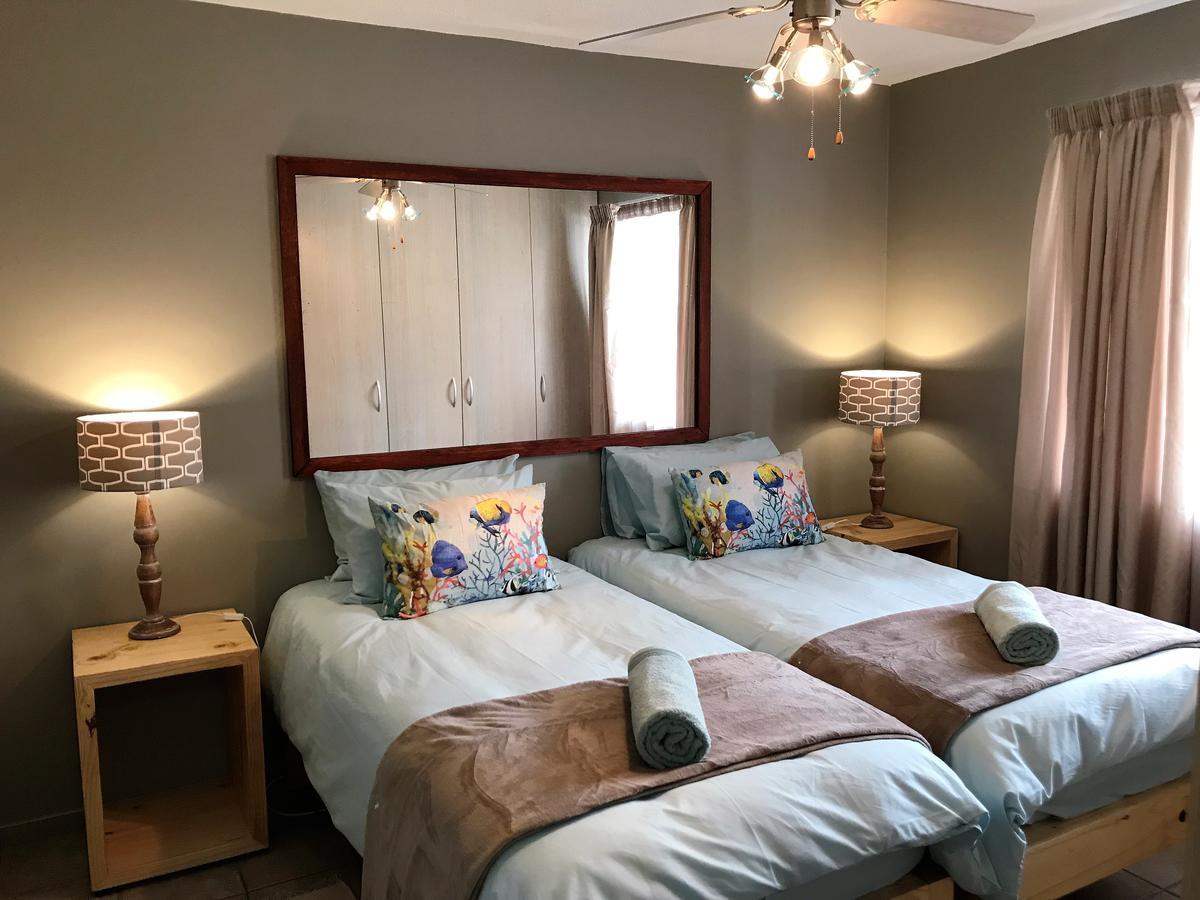 Sand & Sea Self-Catering Apartments 스바코프문트 외부 사진
