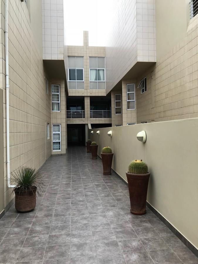 Sand & Sea Self-Catering Apartments 스바코프문트 외부 사진